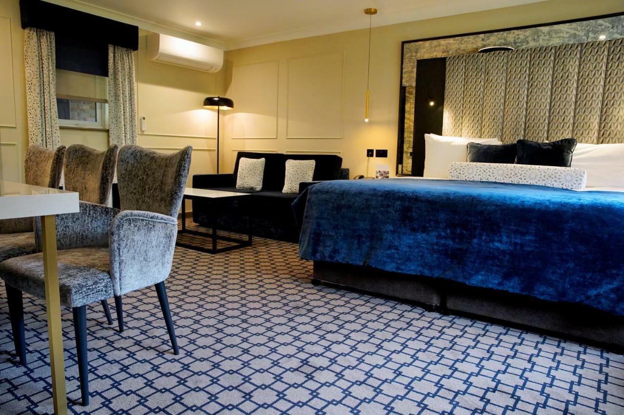 เดนแฮม โกรฟ Hotel เดนเนม ภายนอก รูปภาพ